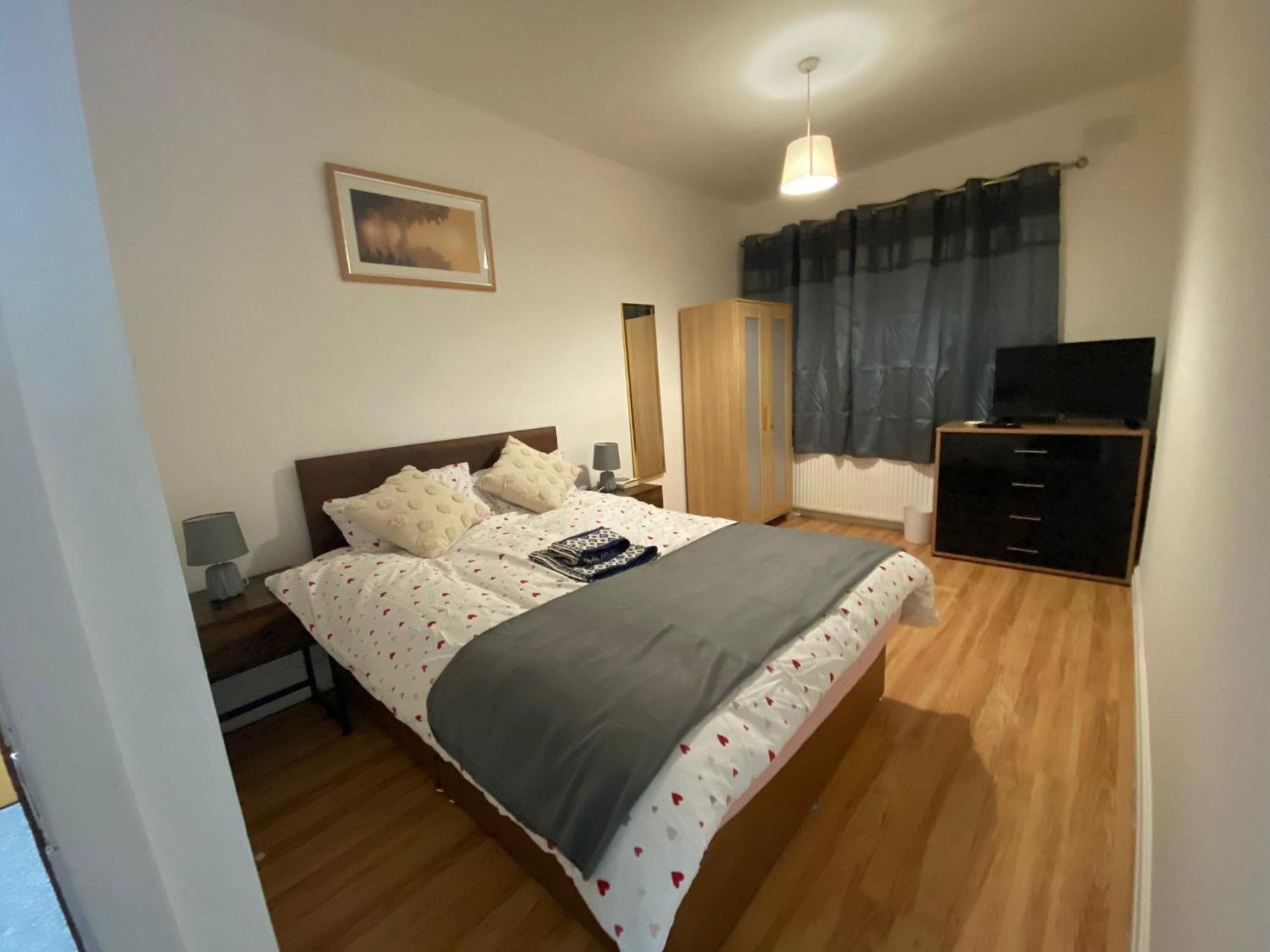 Stunning 4bedrooms Flat * Manchester