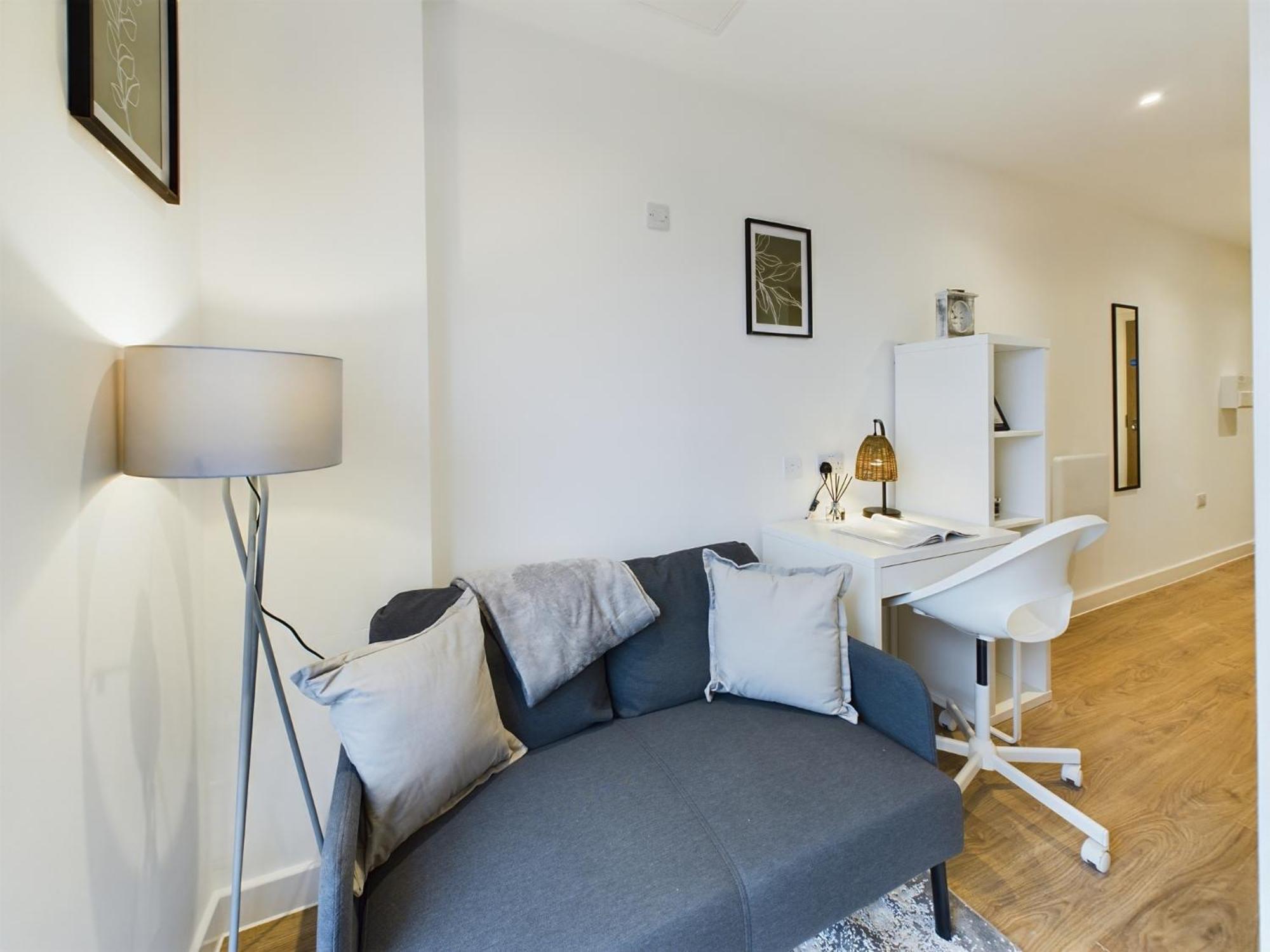 Stylish 1br In Cheltenham Place