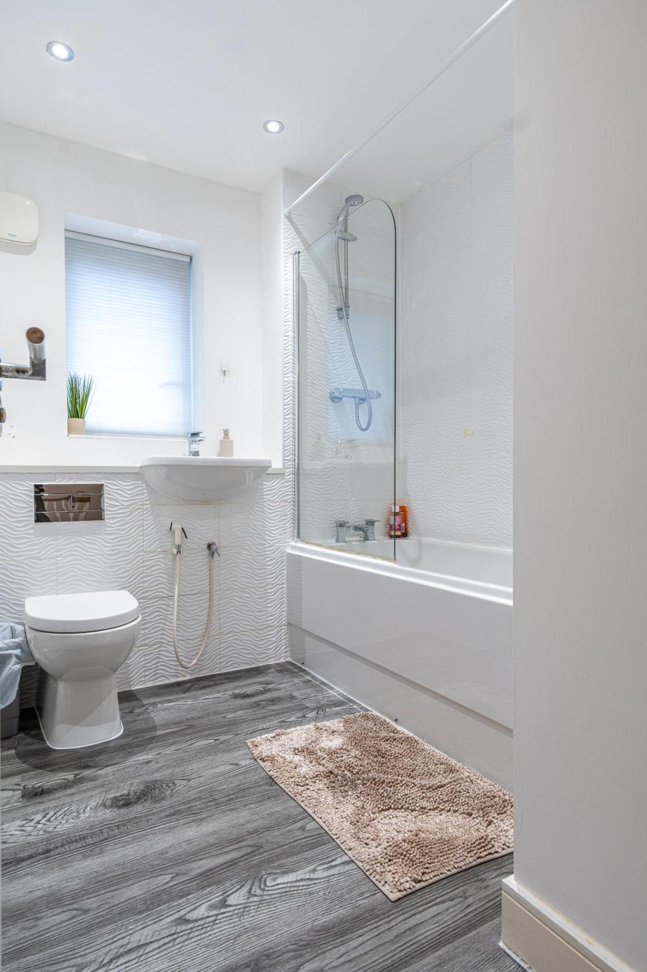 Cosy Modern 3-bed Near Etihad, Coop Arena - Ao Arena And Center * Manchester