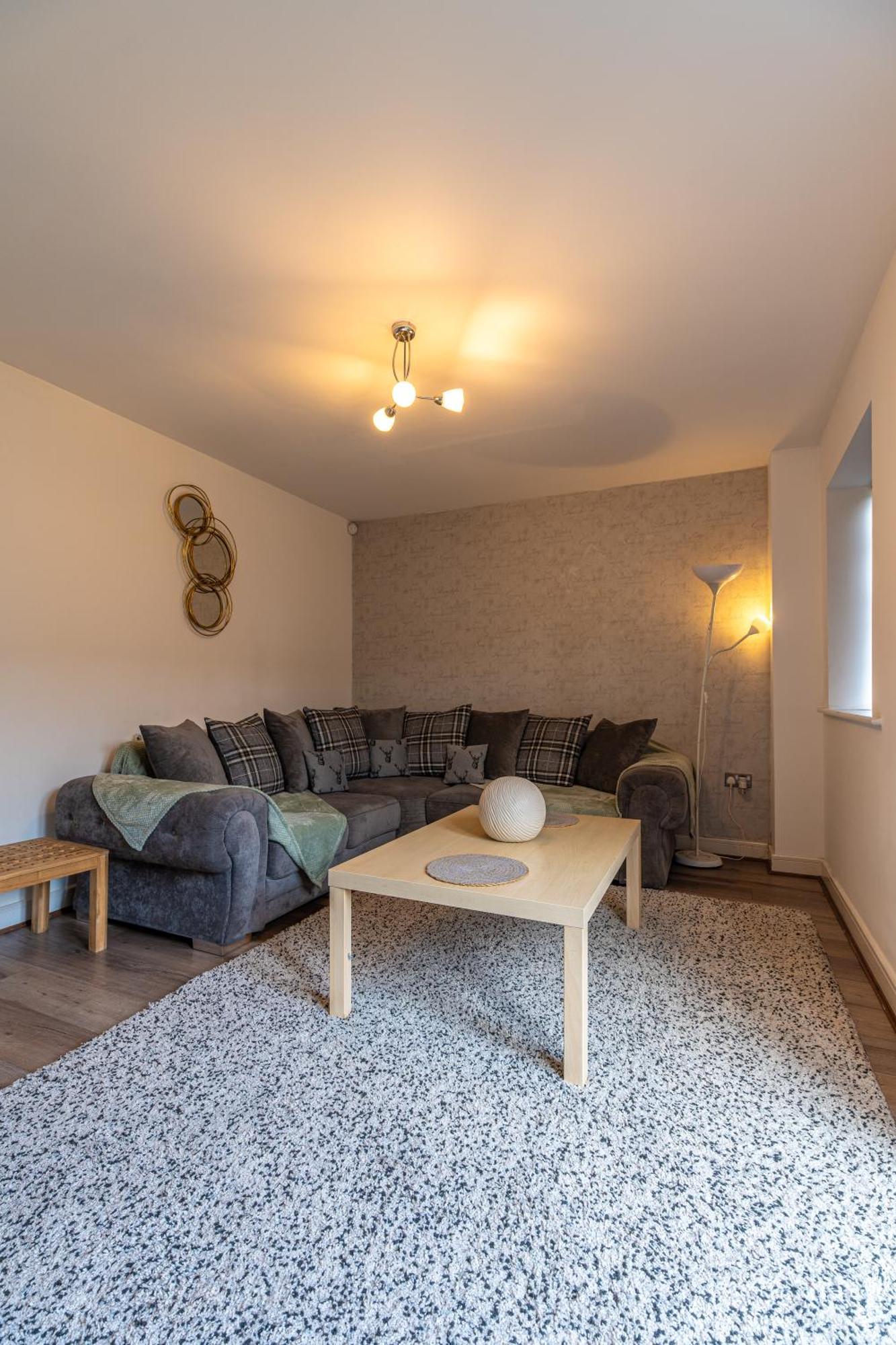 Cosy Modern 3-bed Near Etihad, Coop Arena - Ao Arena And Center * Manchester