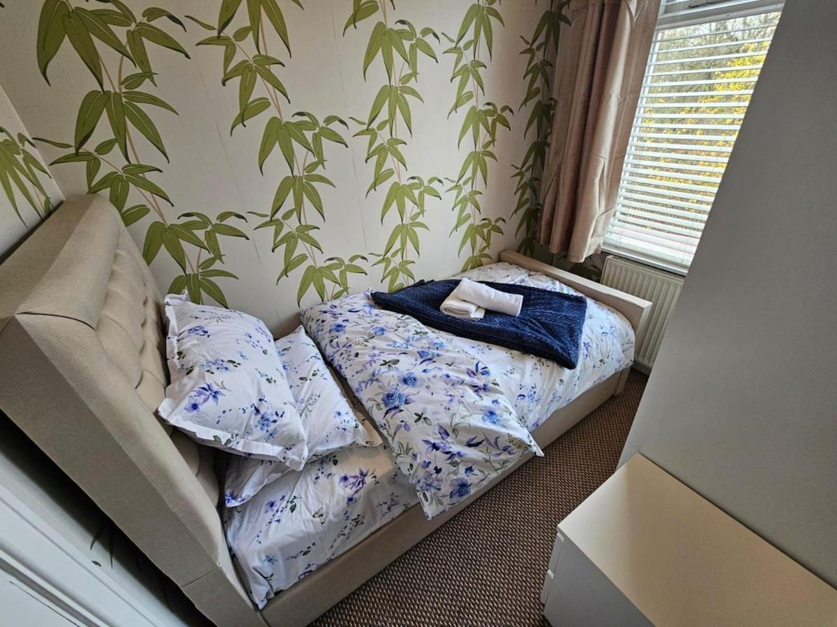 Clayton Hall Homes Holiday home