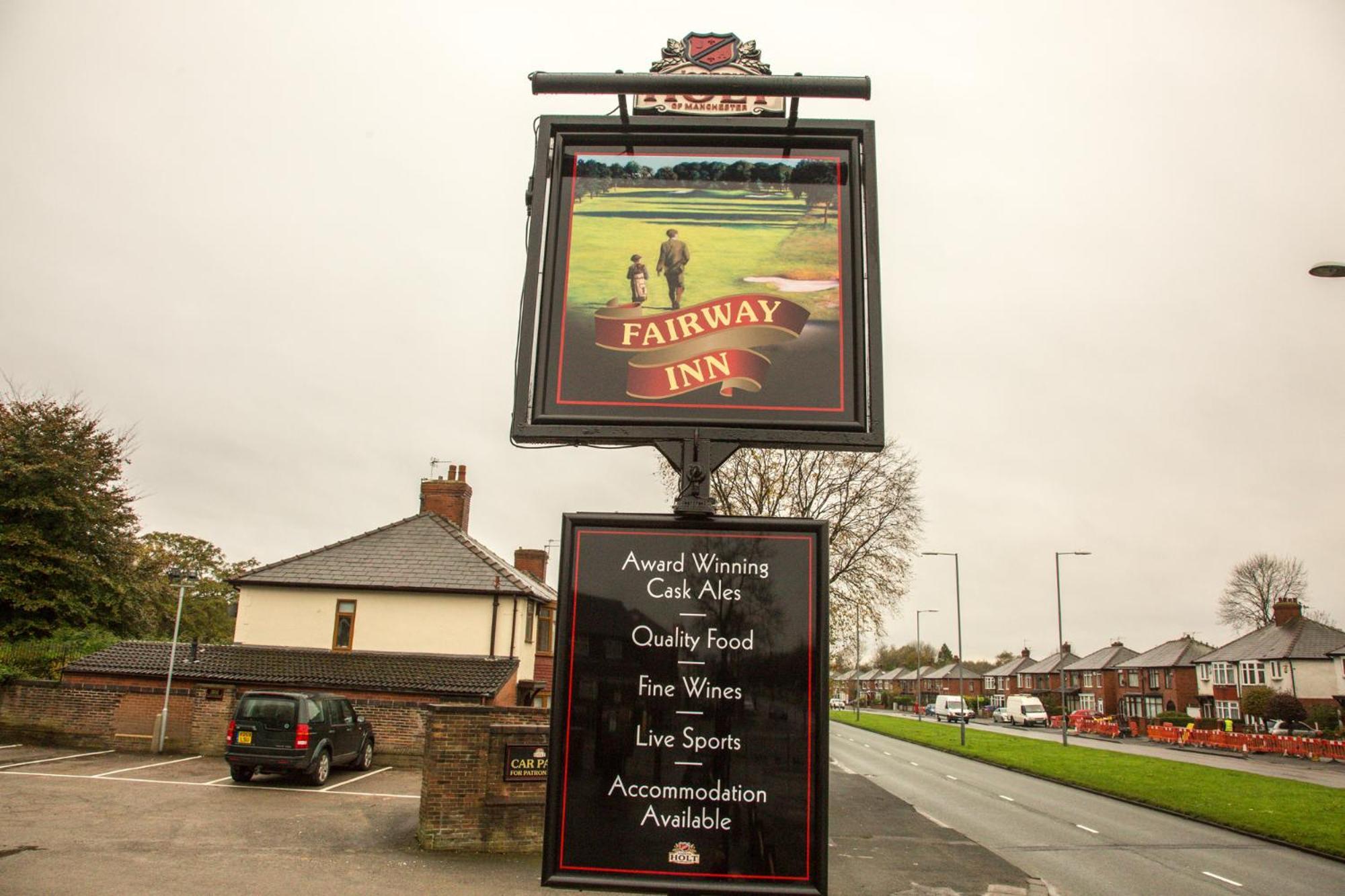 Hotel Fairway *