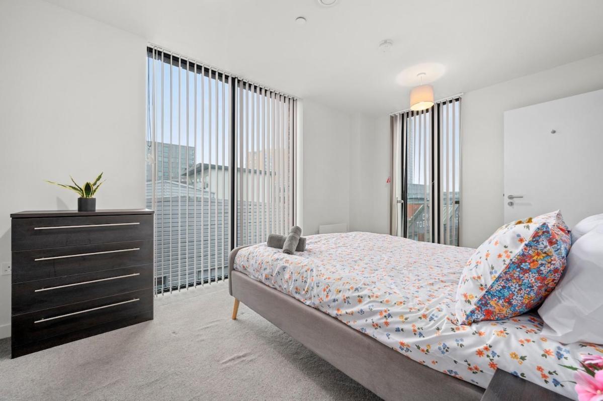 Modern Highrise Luxury Apartment Manchester