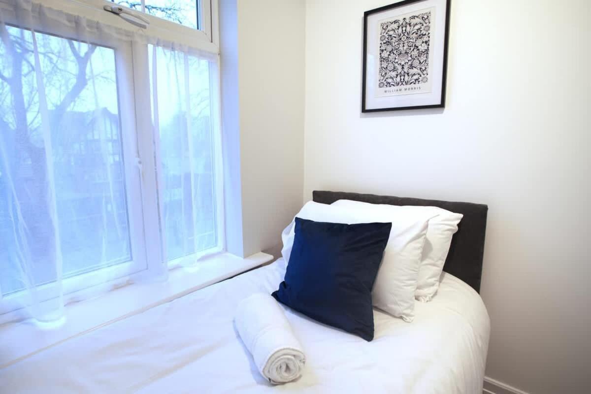 Sleeps 18 Lovely Mcr By Superhost *