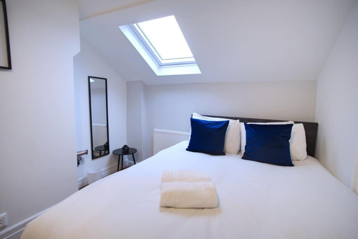 Sleeps 18 Lovely Mcr By Superhost *