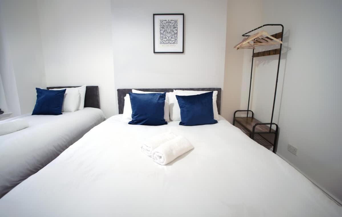 Sleeps 18 Lovely Mcr By Superhost Manchester