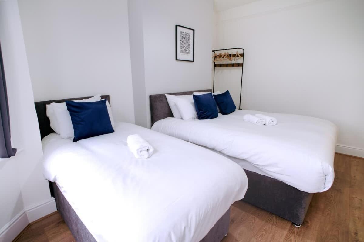 Sleeps 18 Lovely Mcr By Superhost