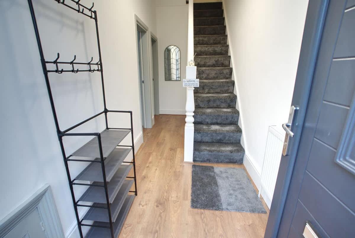 Sleeps 18 Lovely Mcr By Superhost * Manchester