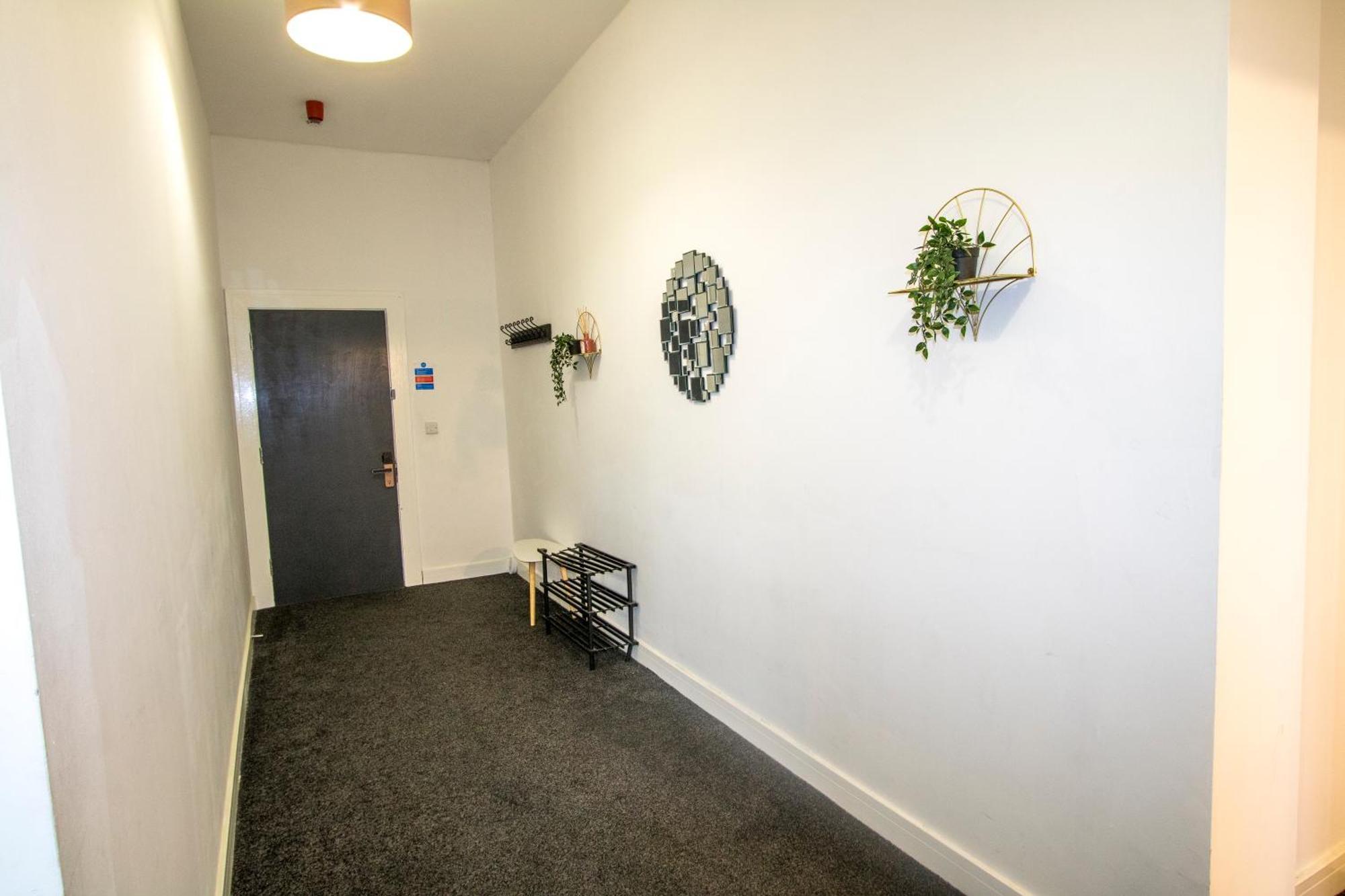 Spacious 2br Flat Stadium Links Manchester