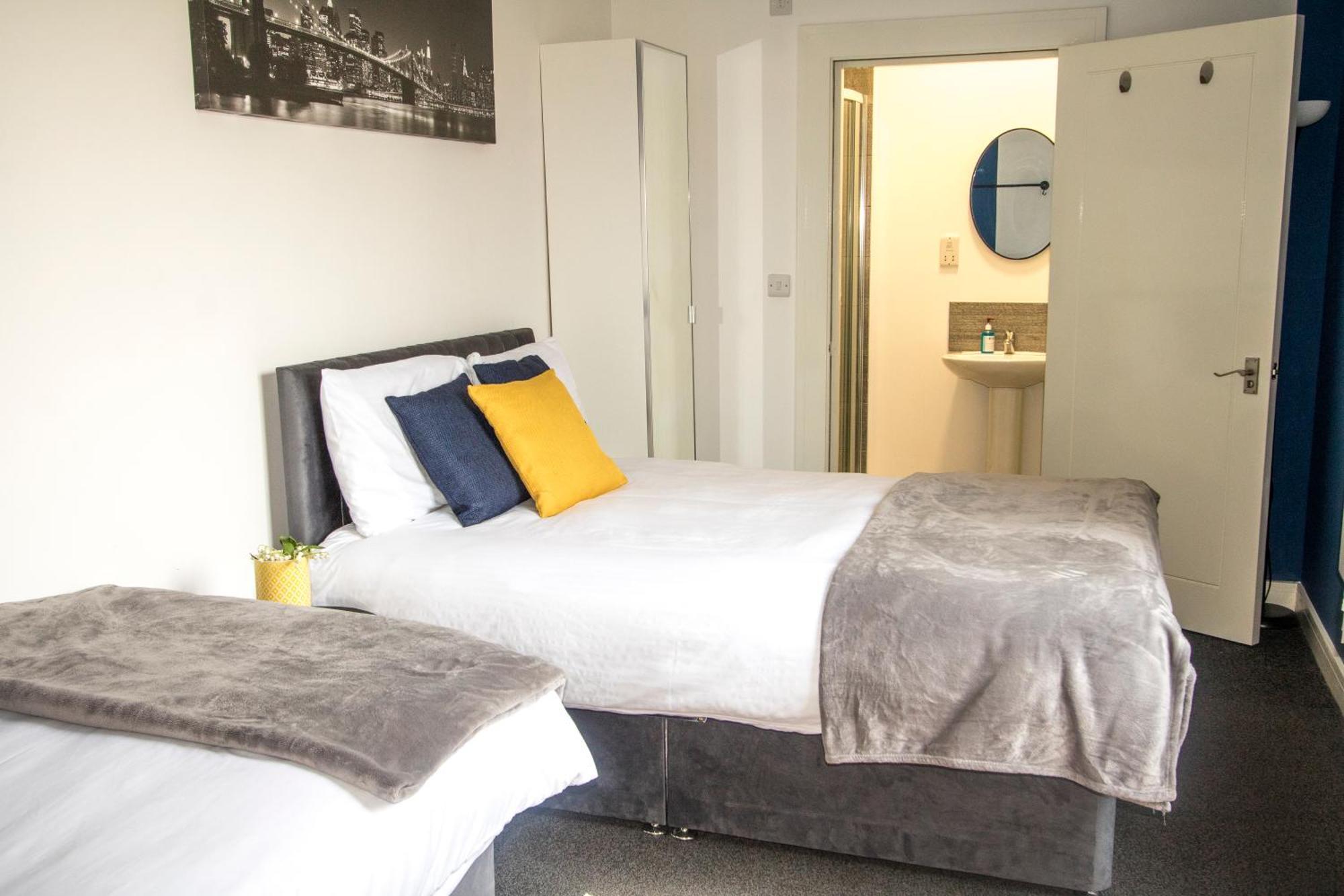 Cosy 1 Bedroom Flat-free Parking *
