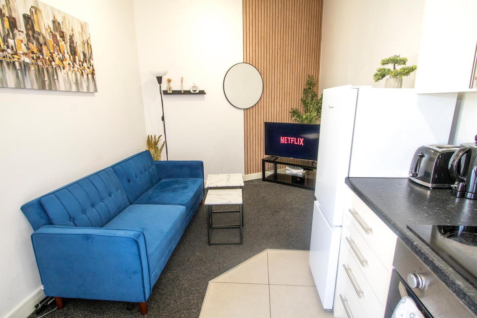 Cosy 1 Bedroom Flat-free Parking Apartment
