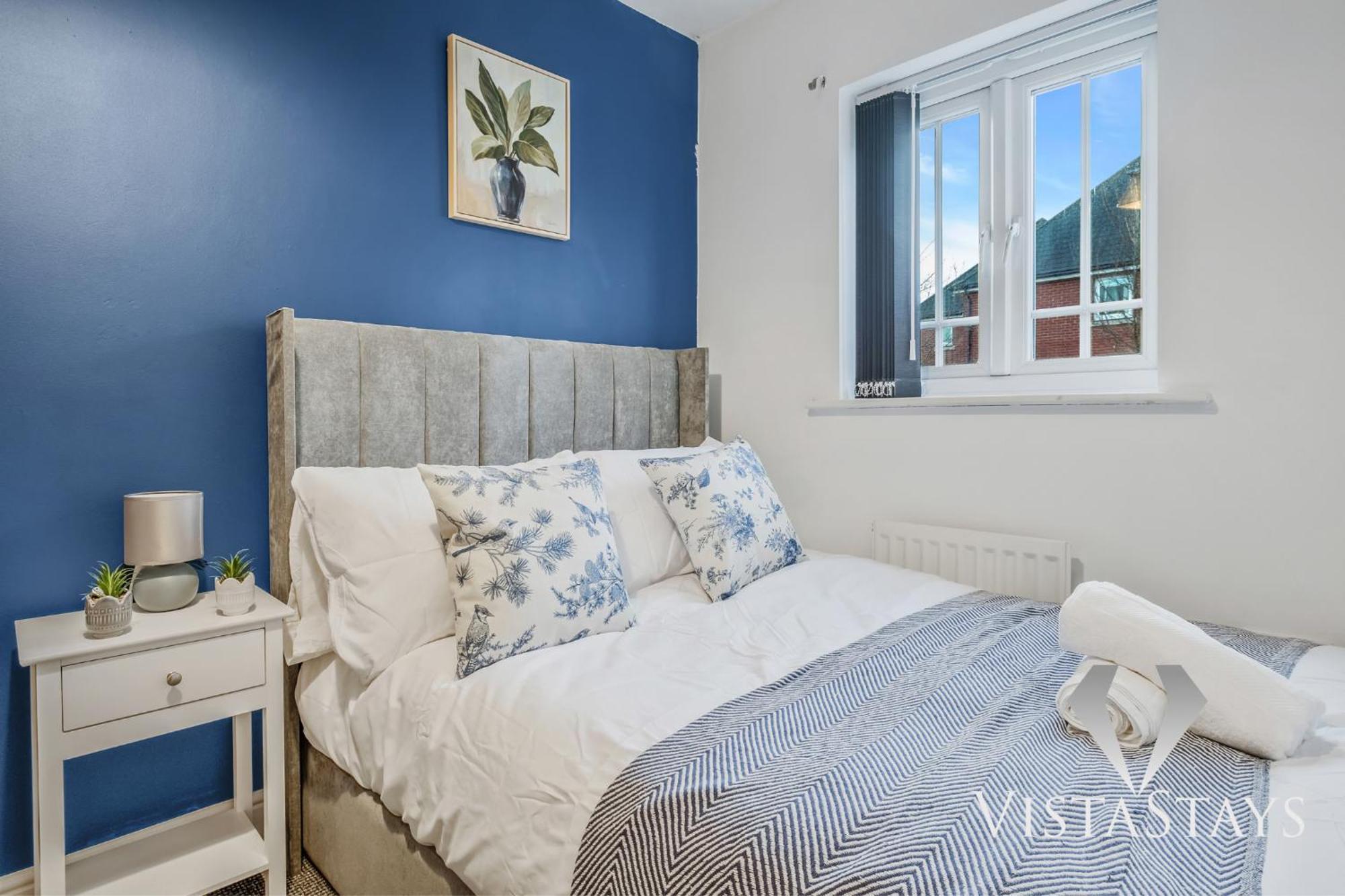 Modern 4 Bed Near Centre With Pool Table And Free Parking By Vista Short Lets *