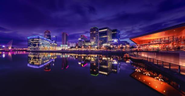 Appartement Quay House - Salford - 2bdr Sleeps 7, Spacious & Quiet - Free Parking - Close To Centre, United & The Lowry