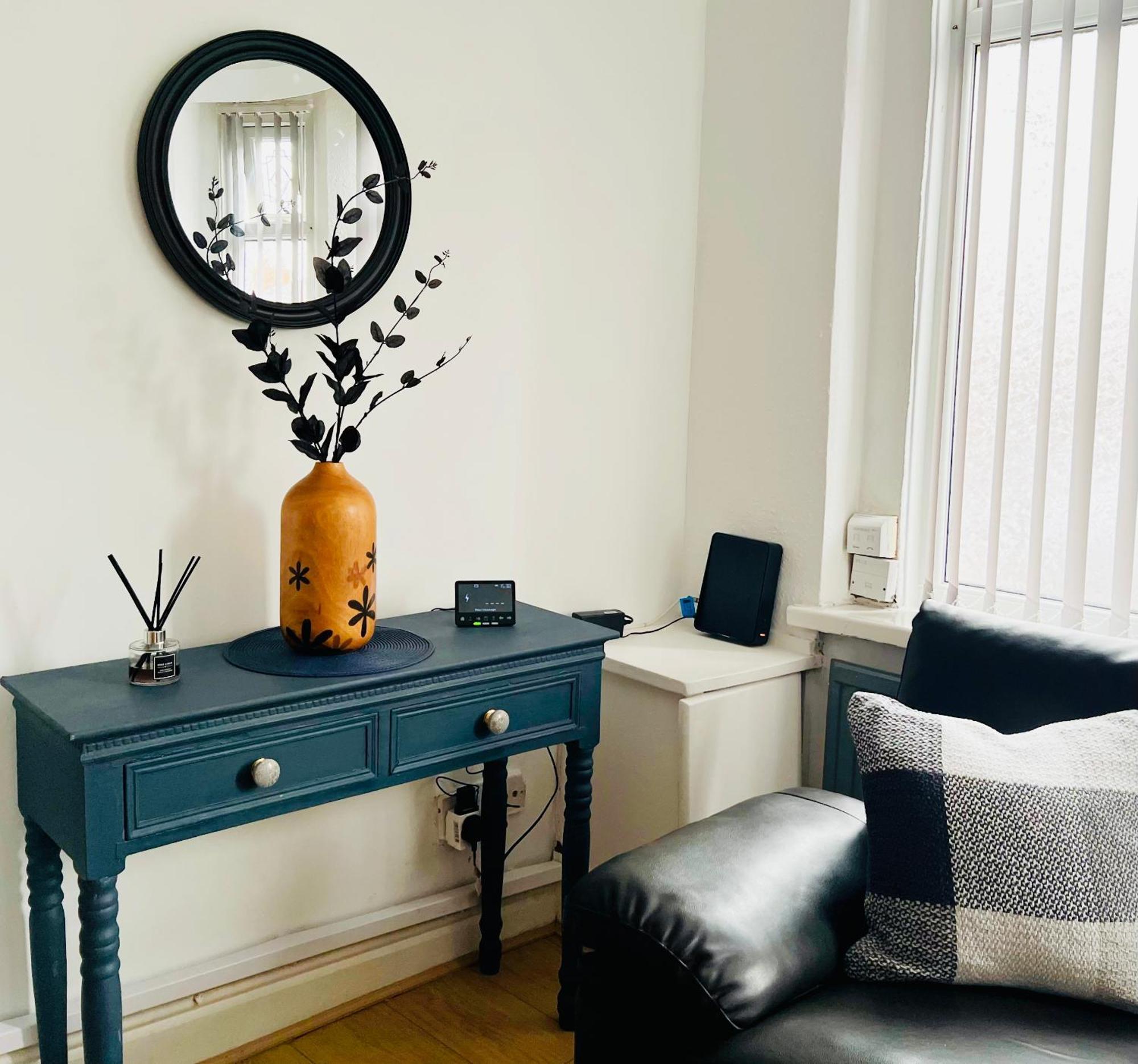 Cosy 3bdr In Levenshulme-close To Centre And Stockport Town- Free Parking- Wifi Holiday home Manchester