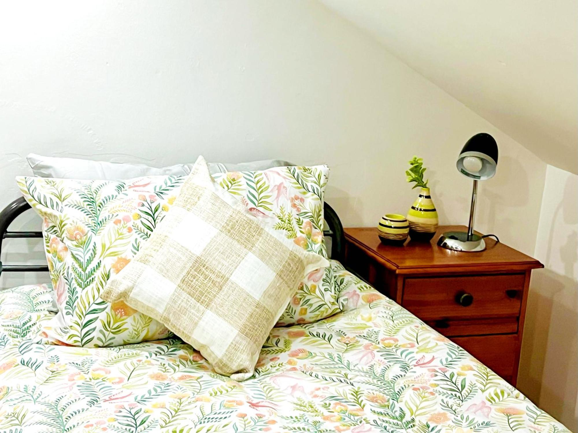 Cosy 3bdr In Levenshulme-close To Centre And Stockport Town- Free Parking- Wifi Holiday home