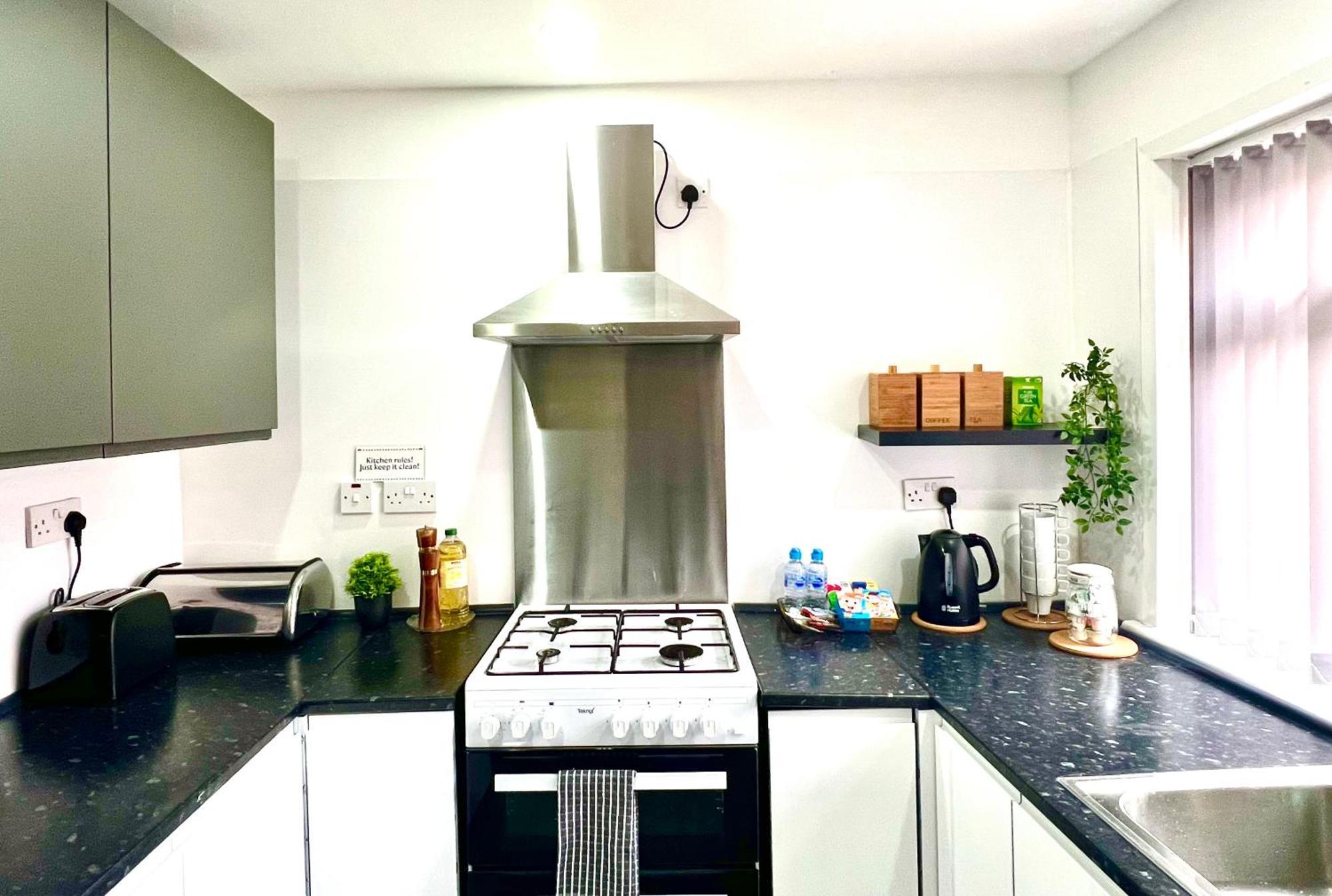 Cosy 3bdr In Levenshulme-close To Centre And Stockport Town- Free Parking- Wifi * Manchester