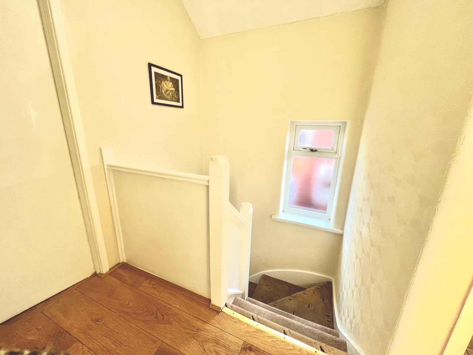 Holiday home Spacious 3-bed Family Retreat With Cosy Living And Garden! Free Parking