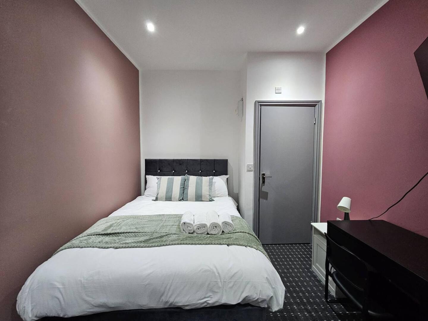 Landcross Co-living - Private Self-cater Holiday home
