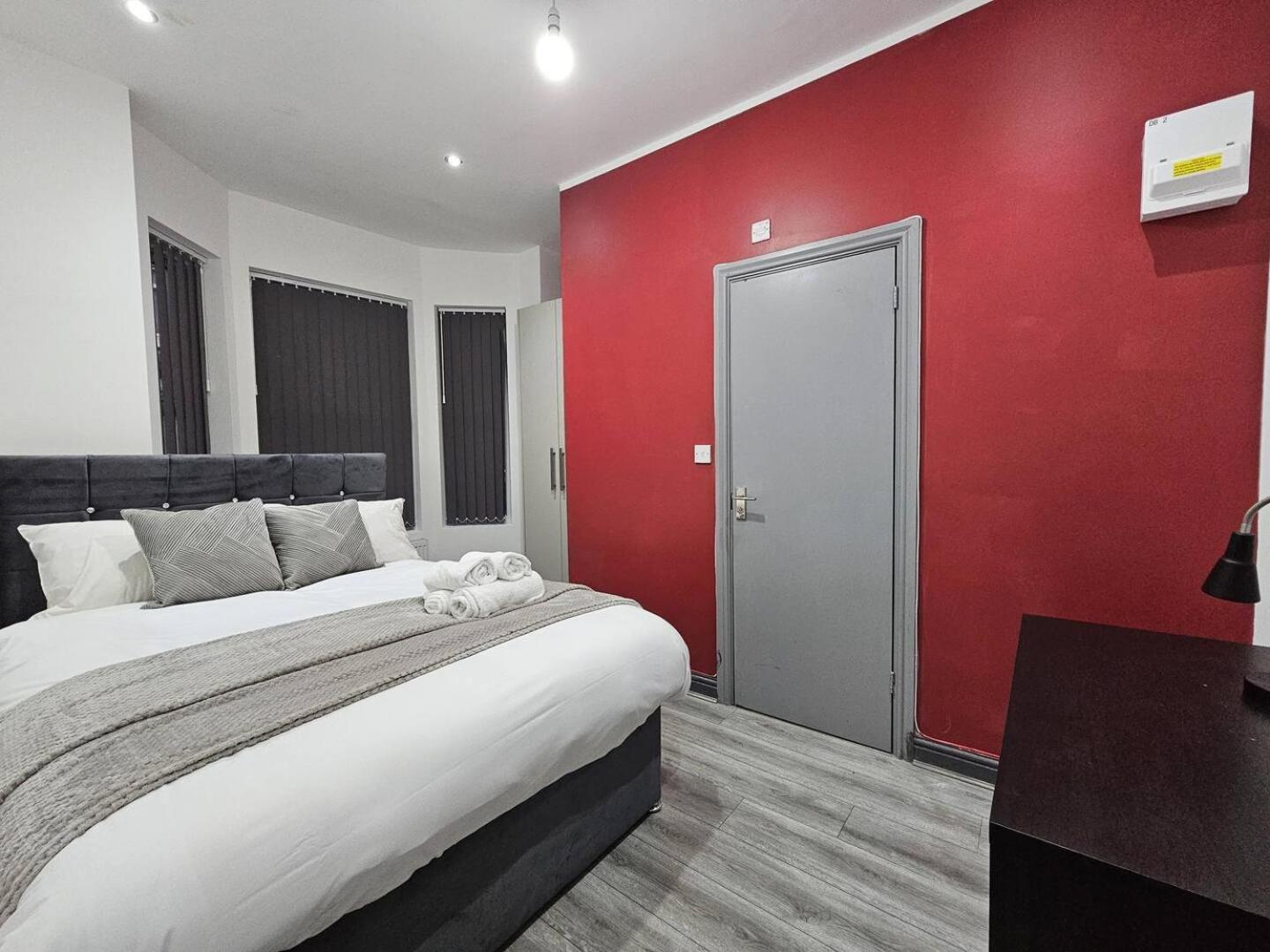 Landcross Co-living - Private Self-cater Holiday home *