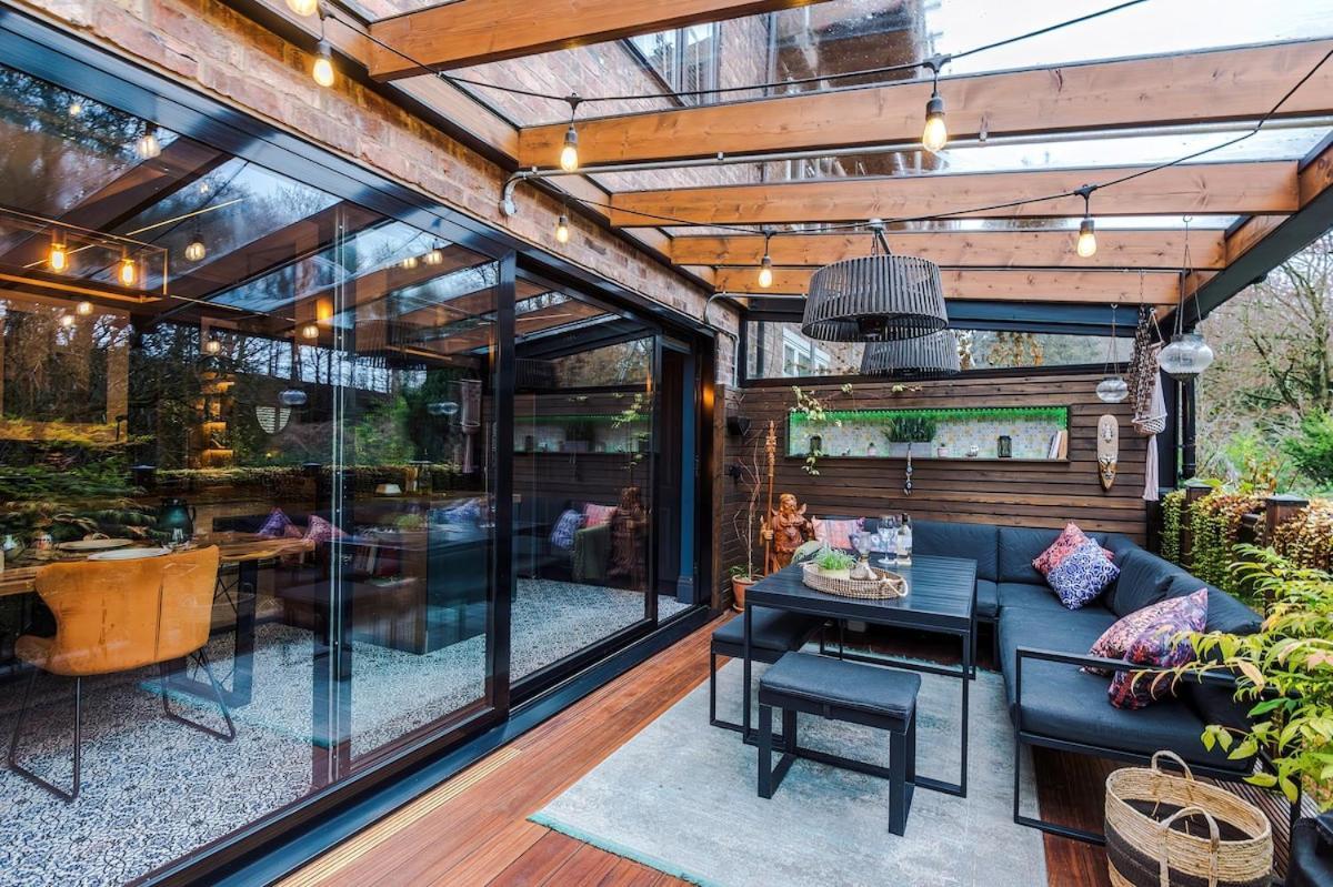Unique In Northenden Urban Oasis Sleeps 8 Vakantiehuis Manchester