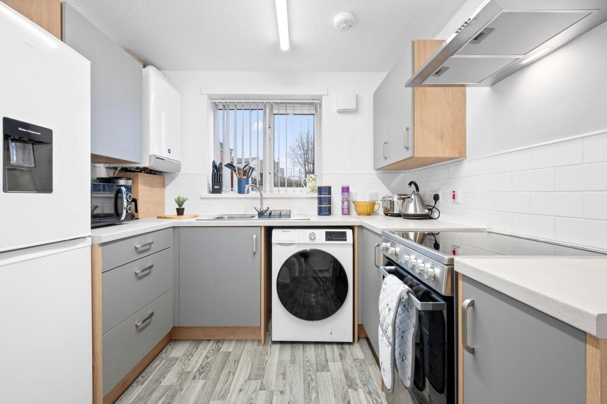 Lovely 3bedroom House, 7mins Drive To Center, Etihad Stadium & Coop Live Arena Holiday home