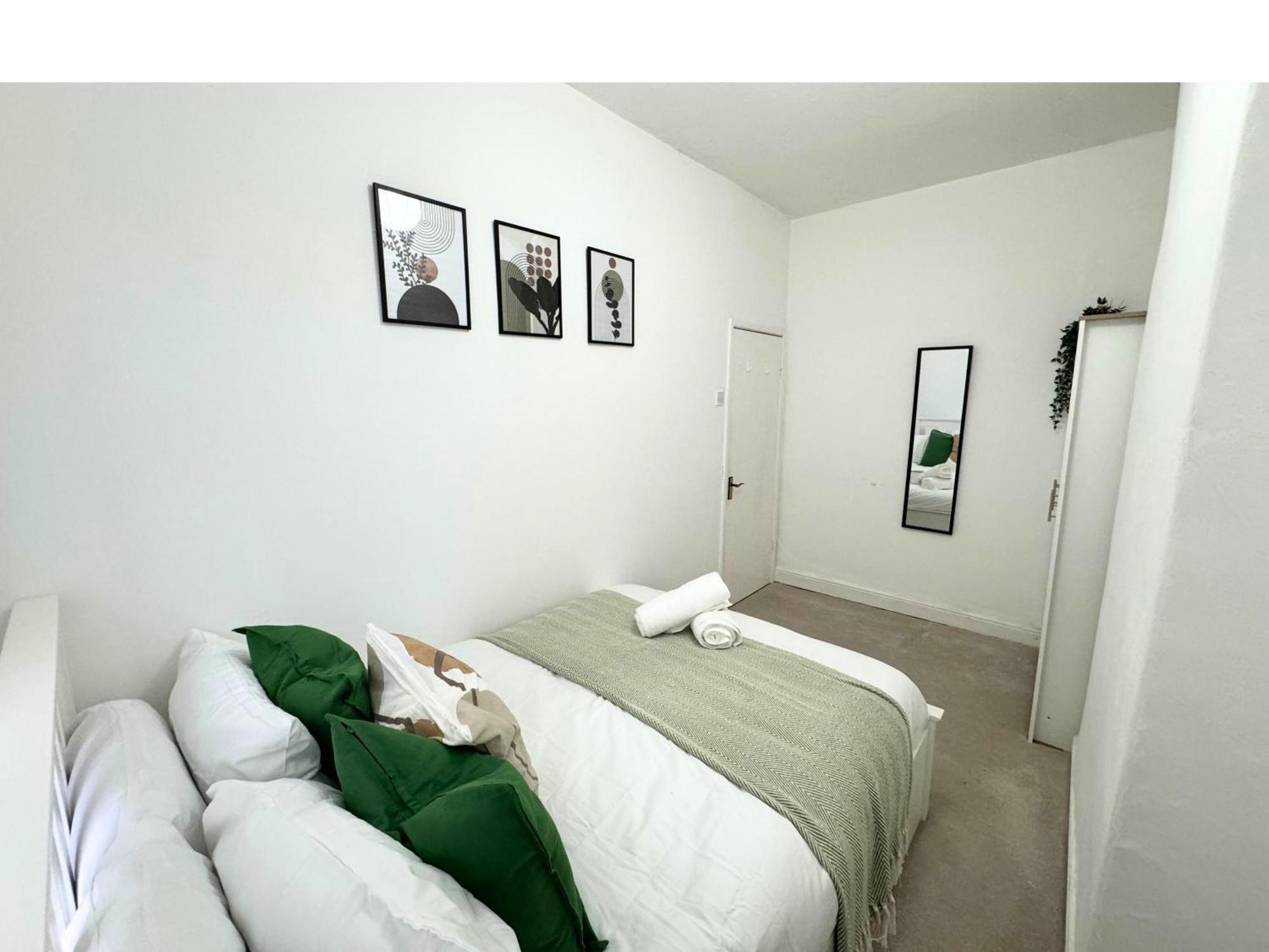 Vakantiehuis Modern House Close To Etihad, Coop Live, Centre, Ideal For Groups, Families & Work, Free Parking Manchester