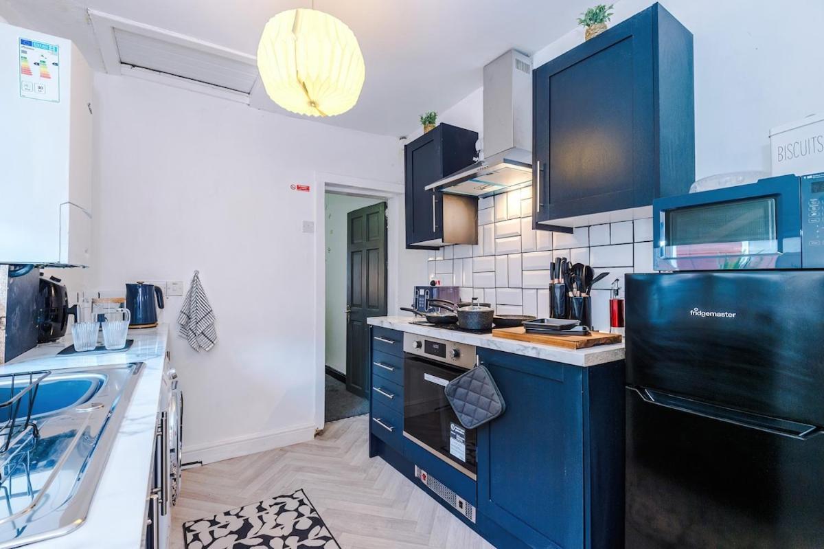 Free Park, Sleeps 8, Stunning In Salford, Long Term Disc, Perfect For Groups * Manchester