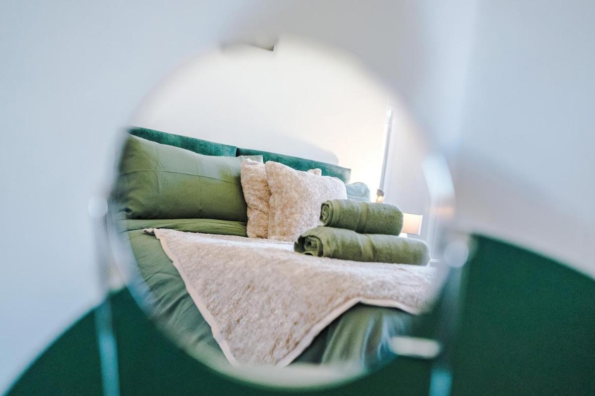 Free Park, Sleeps 8, Stunning In Salford, Long Term Disc, Perfect For Groups * Manchester