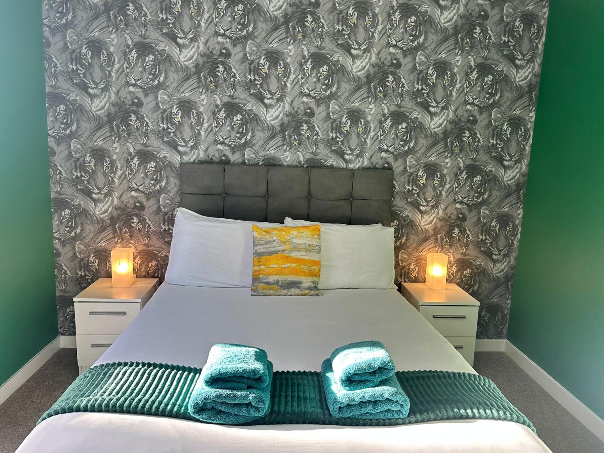 Apartment Adelphi Wharf By Beehosting Manchester