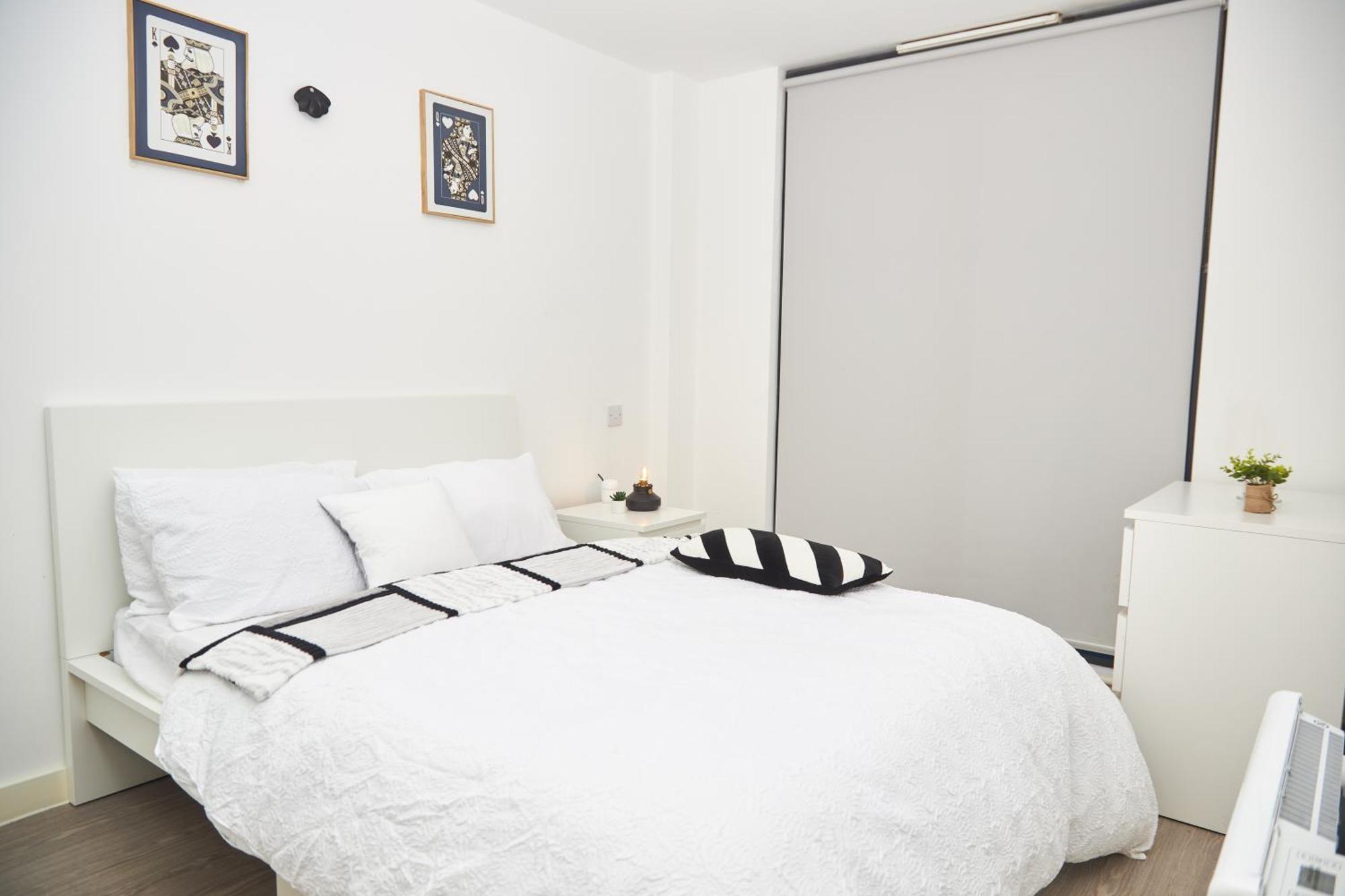 Obi's House&suites - Luxury 2bed Duplex With Balcony Manchester