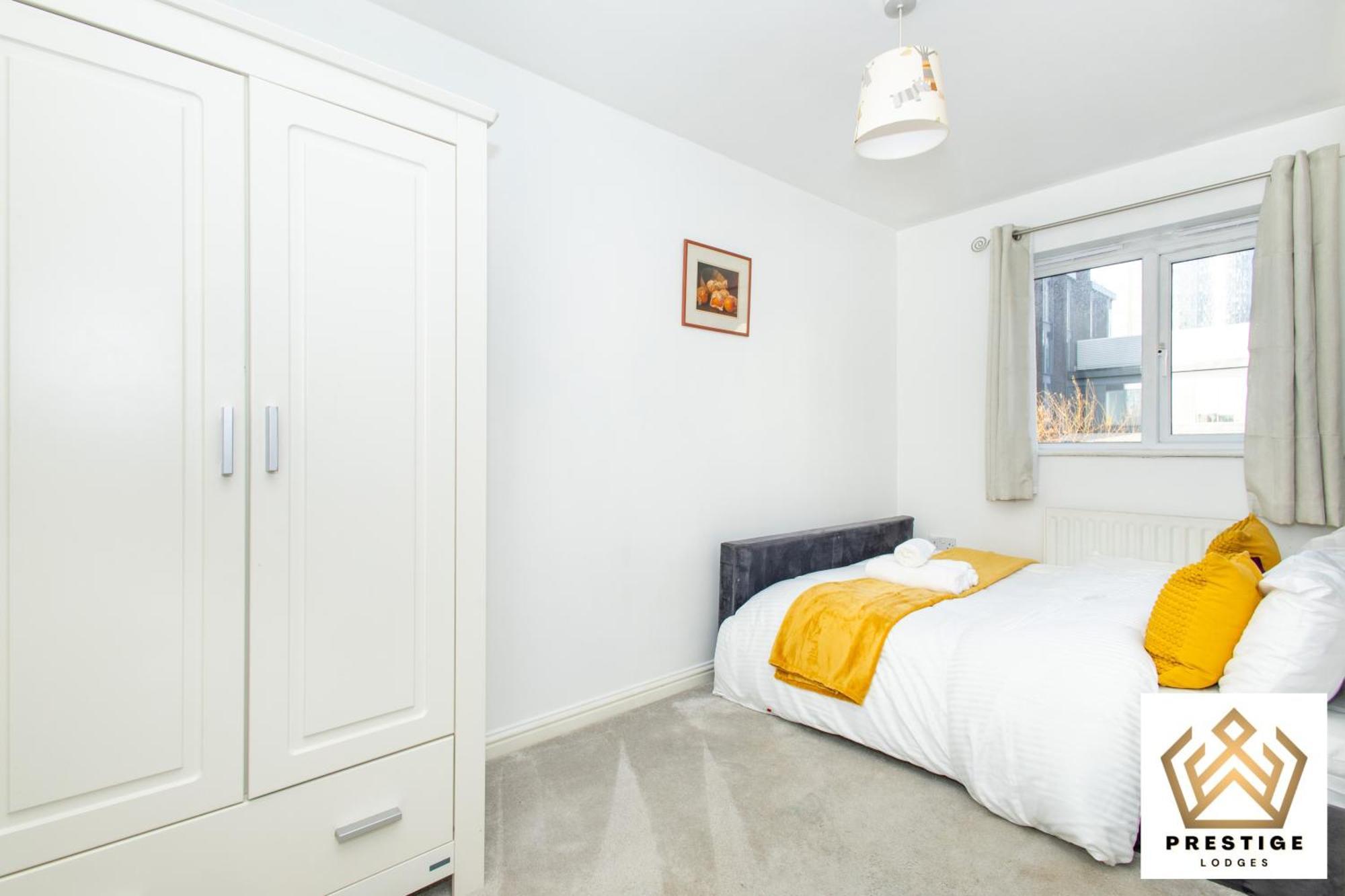 Centre Park Full Kitchen Holiday home Manchester