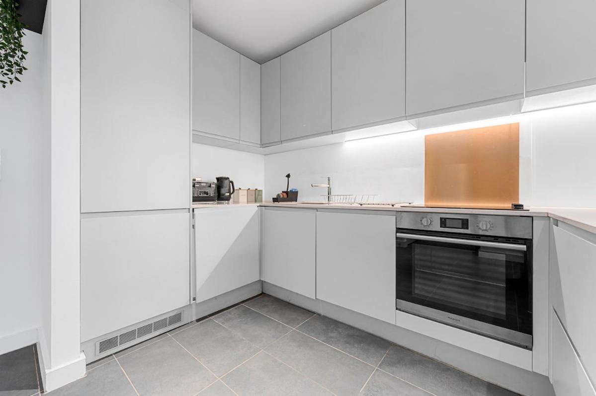 Apartment Modern Luxurious *