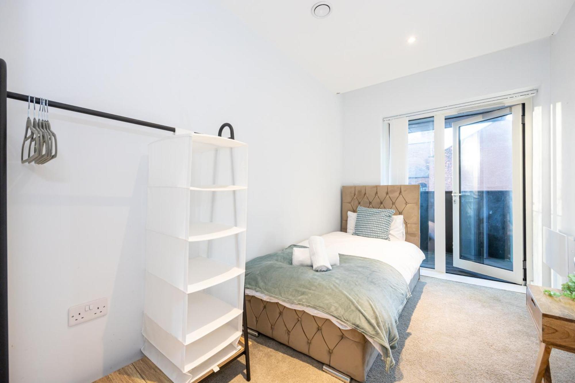 Holiday home Luxury 3-bed Townhouse Sleeps 6 Free Parking