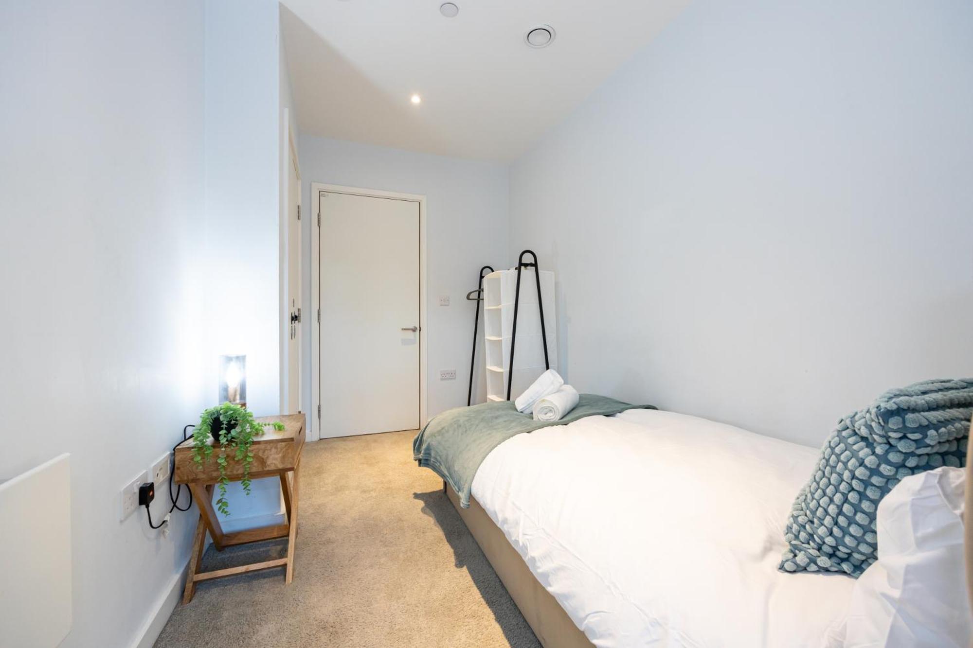 Holiday home Luxury 3-bed Townhouse Sleeps 6 Free Parking