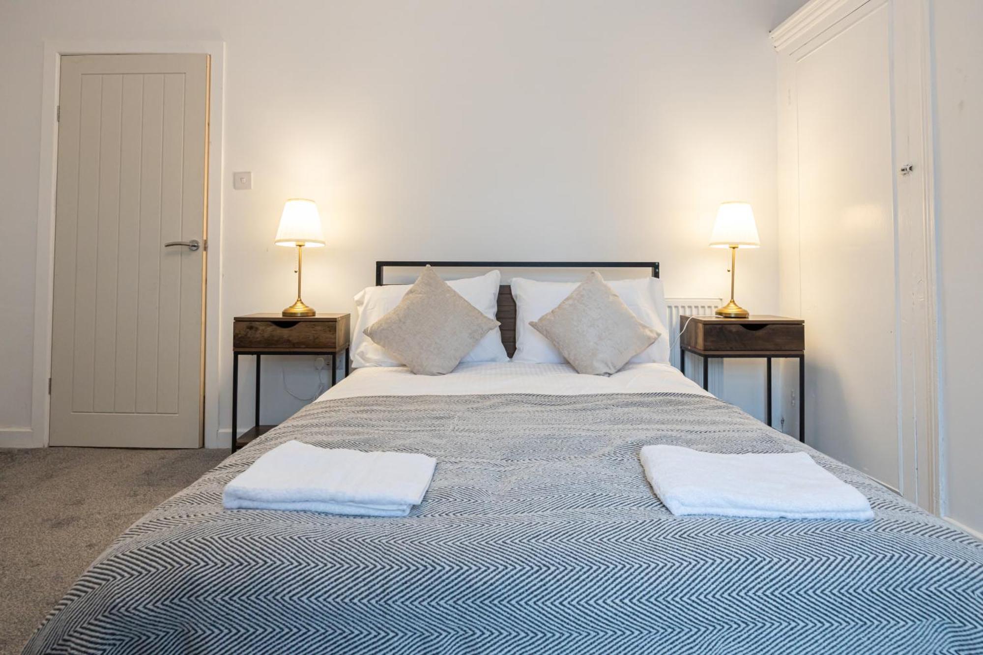 Holiday home New Listing - Stunning 3 Bedroom Levenshulme Sleeps 7 Manchester