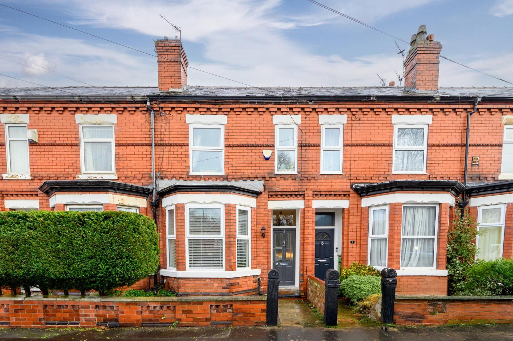Blissful Breaks Near Old Trafford Stadium
