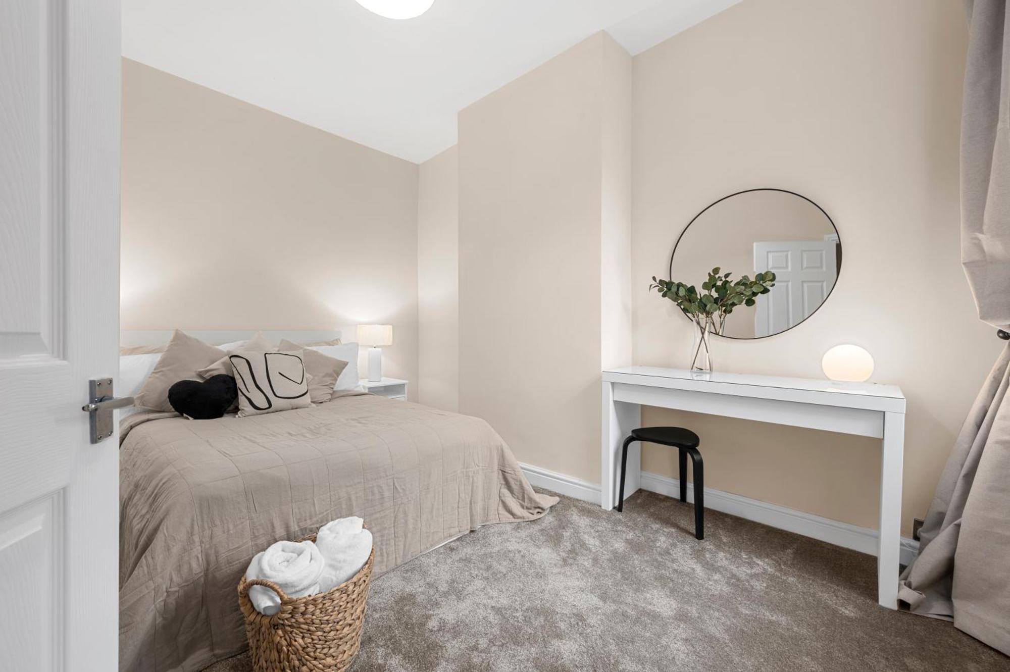 Holiday home Blissful Breaks Near Old Trafford Stadium *