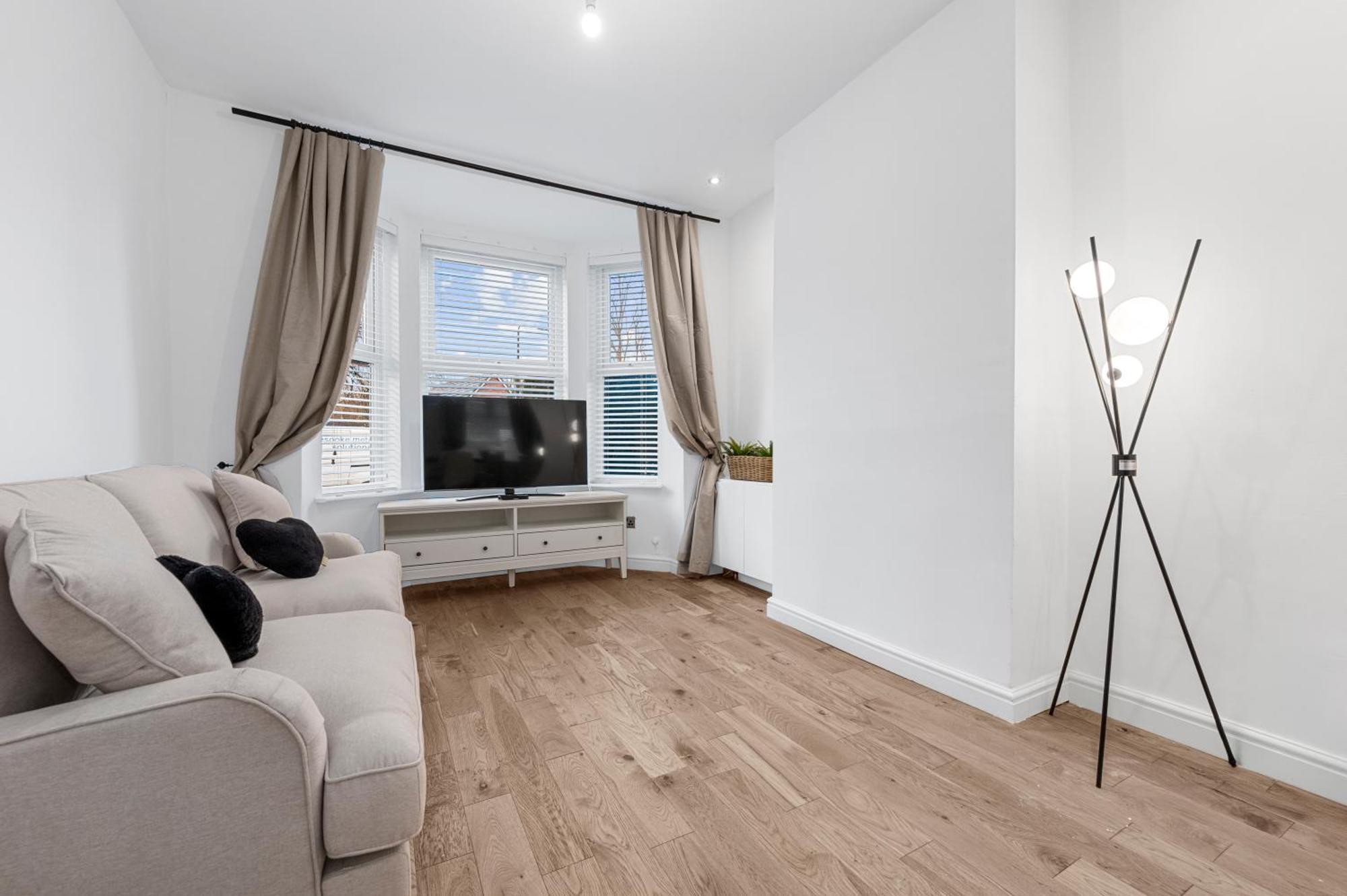 Blissful Breaks Near Old Trafford Stadium