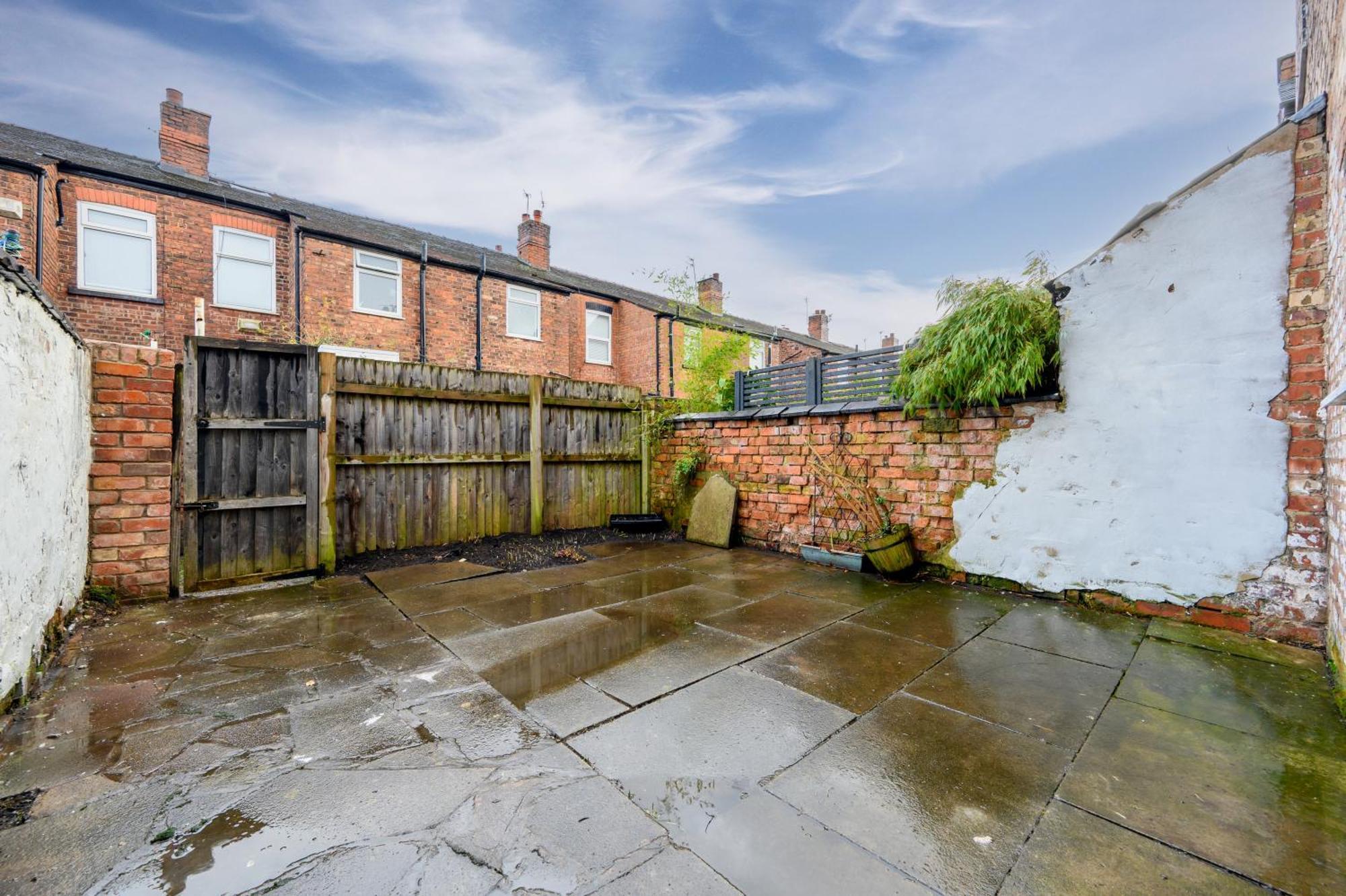 Blissful Breaks Near Old Trafford Stadium Manchester