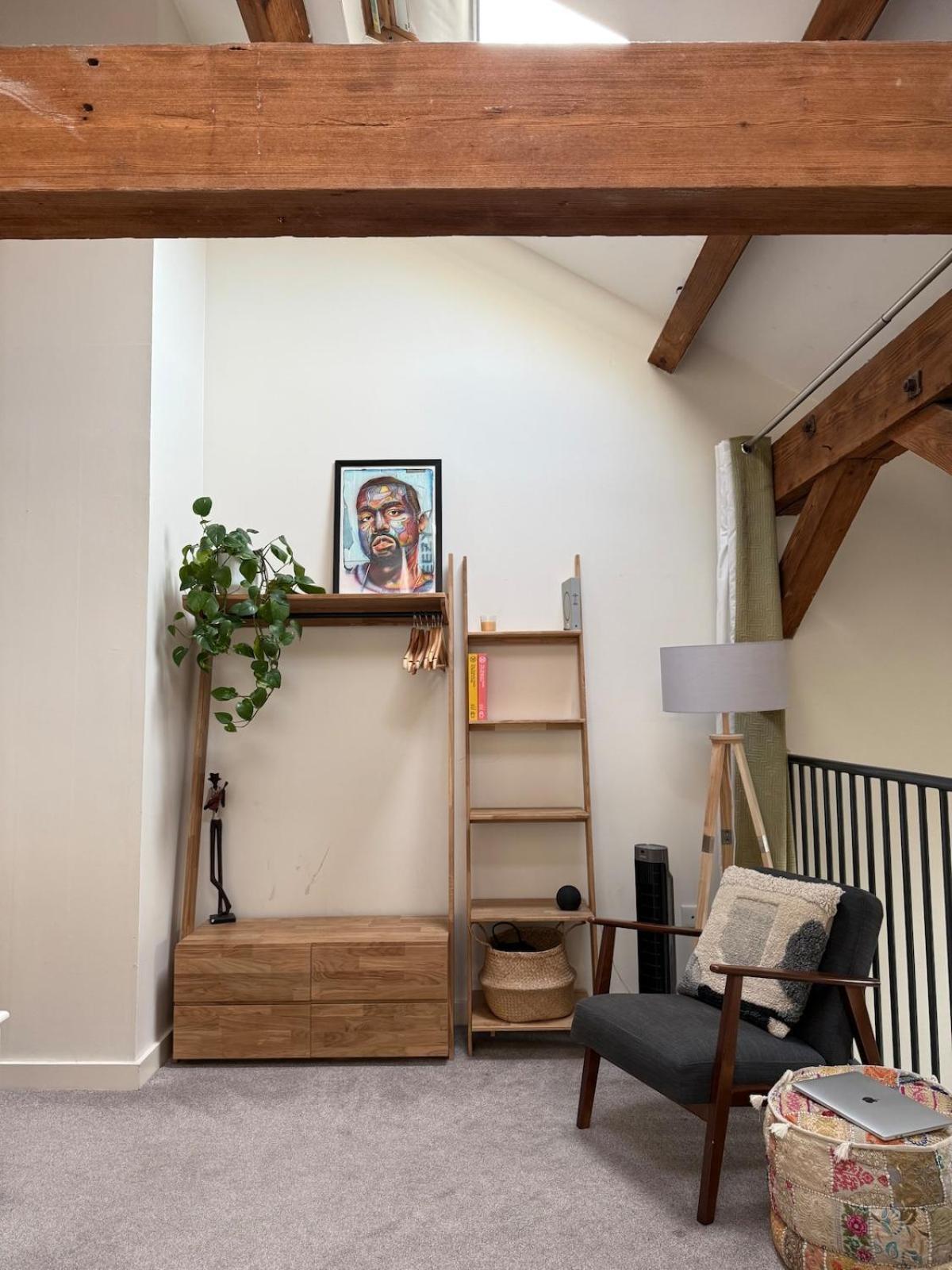 Apartment Lovely 2-bed Loft In Centre Manchester