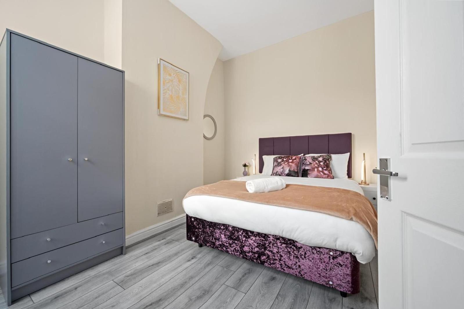 Luxury 4-bed Perfect For Contractors & Families W Free Parking * Manchester