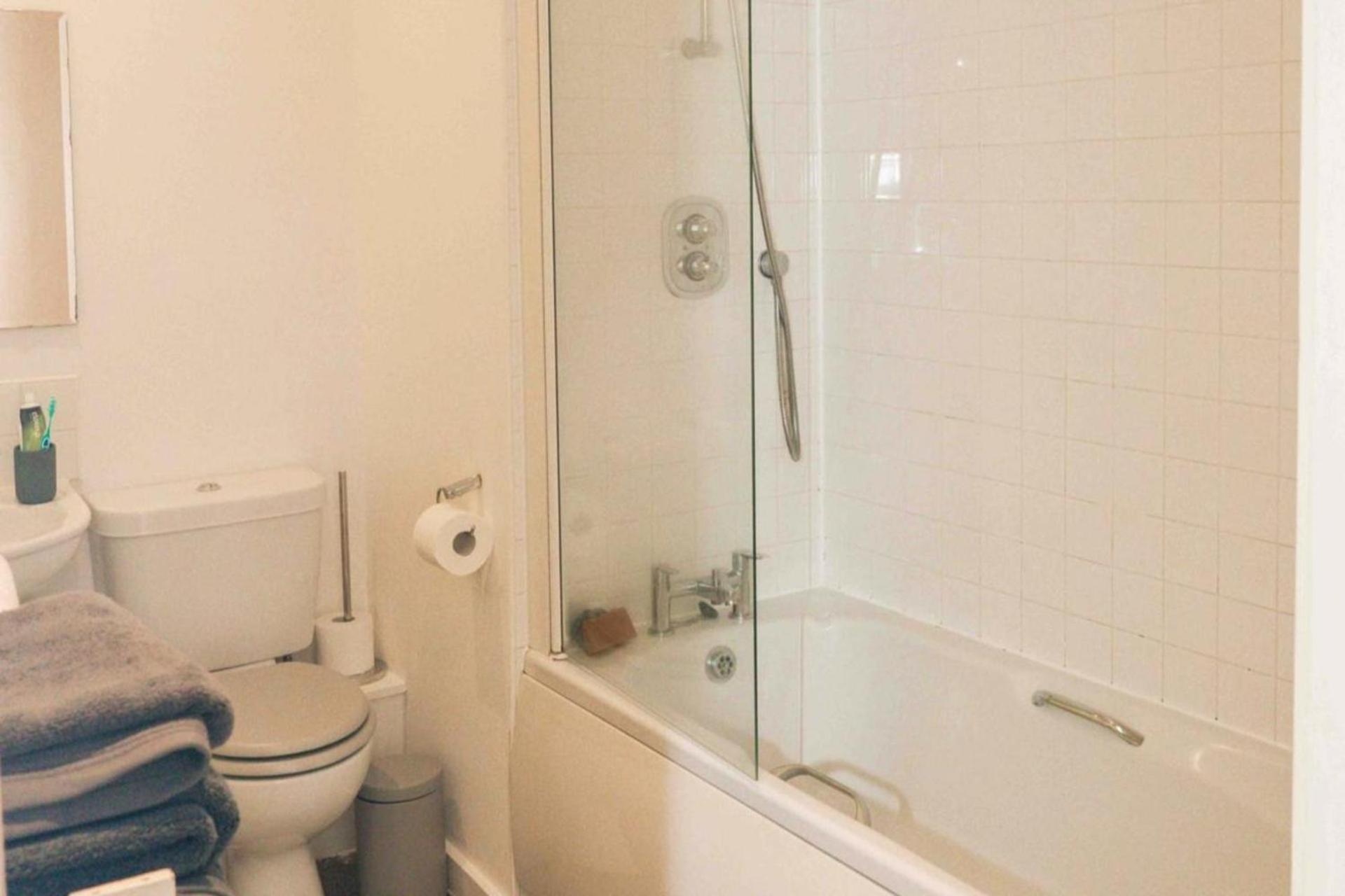 2br-sleeps5-cityview-freeparking-citycentre * Manchester