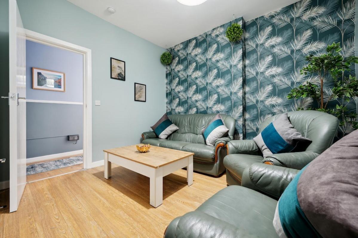 Mega Flat Near Centre And Etihad Stadium Manchester