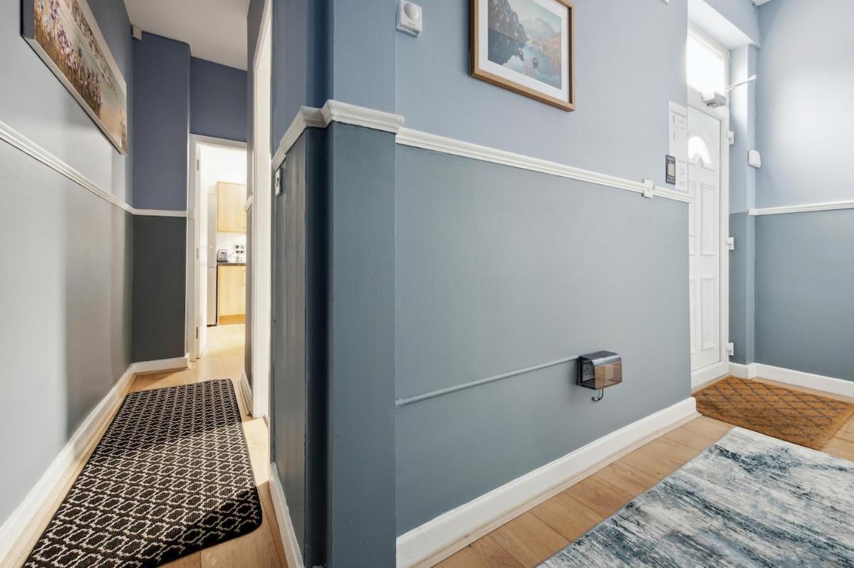 Apartment Mega Flat Near Centre And Etihad Stadium *
