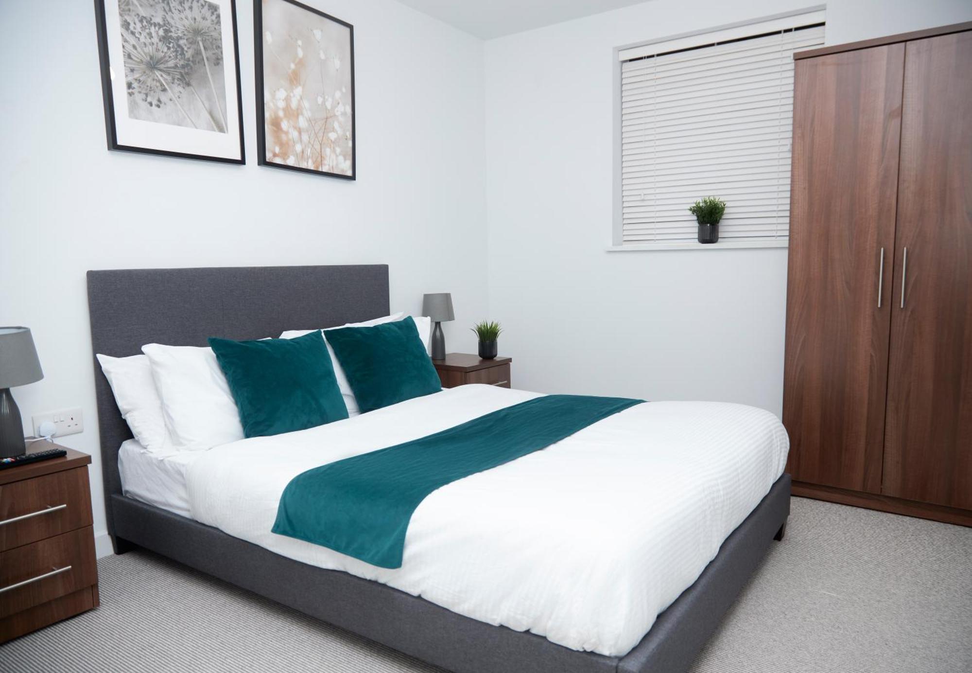 Appartement Luxury 2 Bedroom And Bathroom In With Balcony Manchester