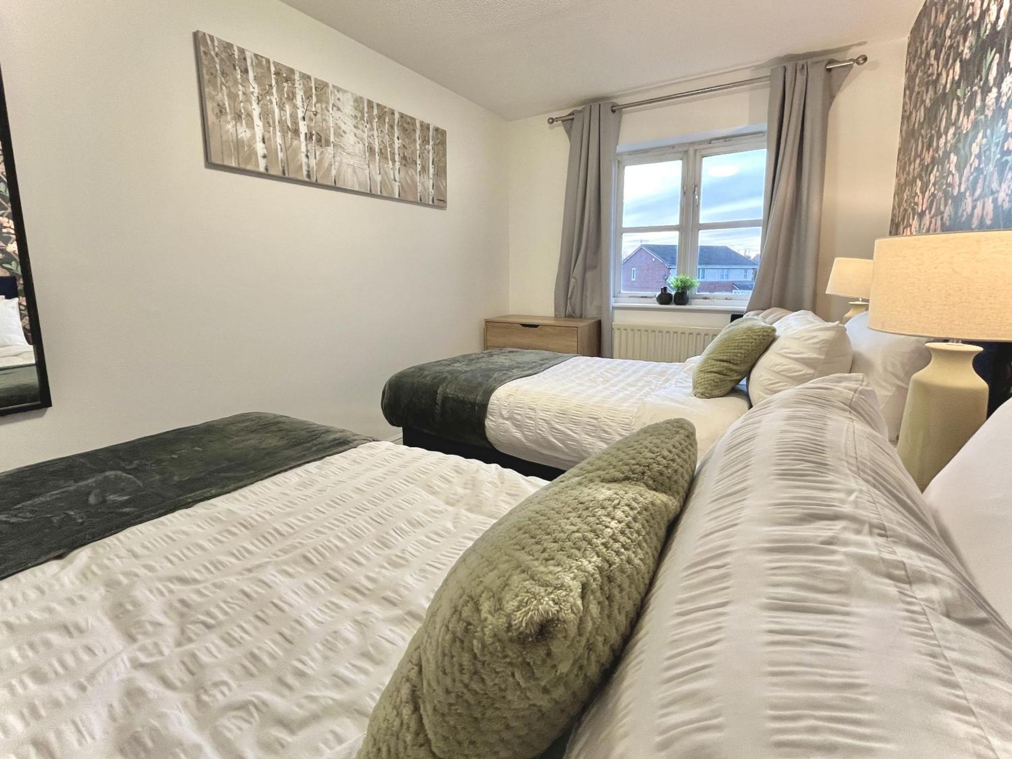 Ideal 3-bed Stay-away-home Area Holiday home *