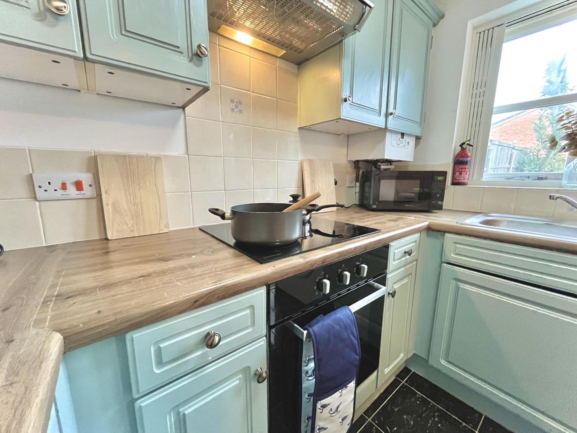 Ideal 3-bed Stay-away-home Area Manchester