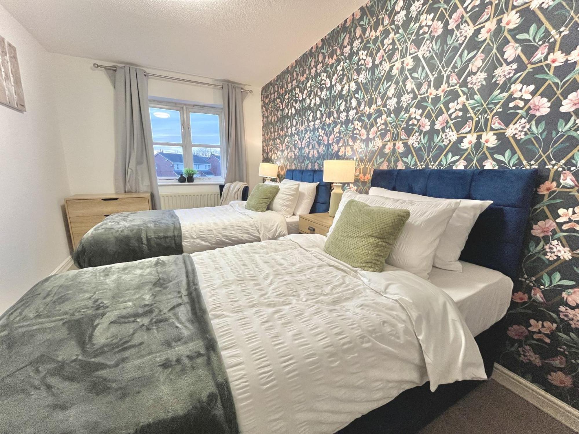 Ideal 3-bed Stay-away-home Area * Manchester