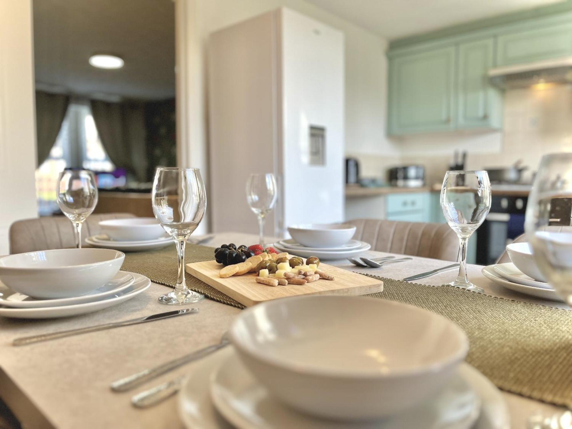 Ideal 3-bed Stay-away-home Area *