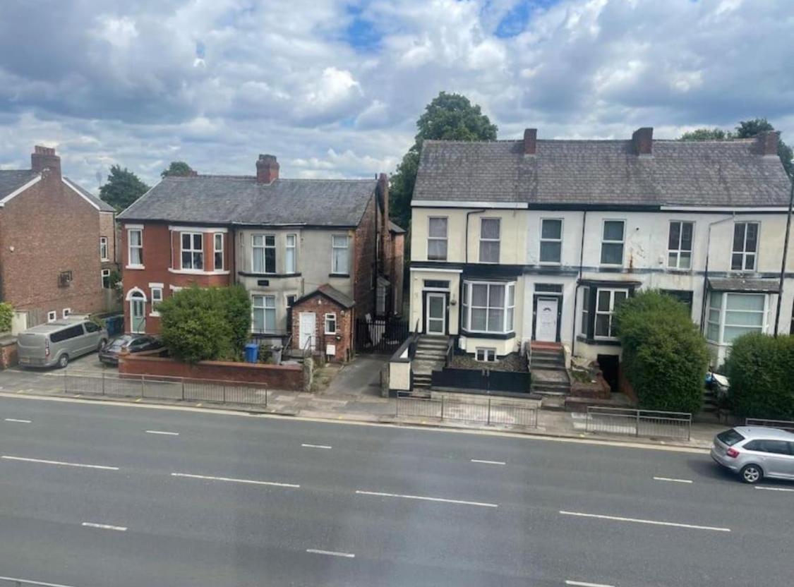 Homestay Luxestay - Double Close To Old Trafford, Centre *